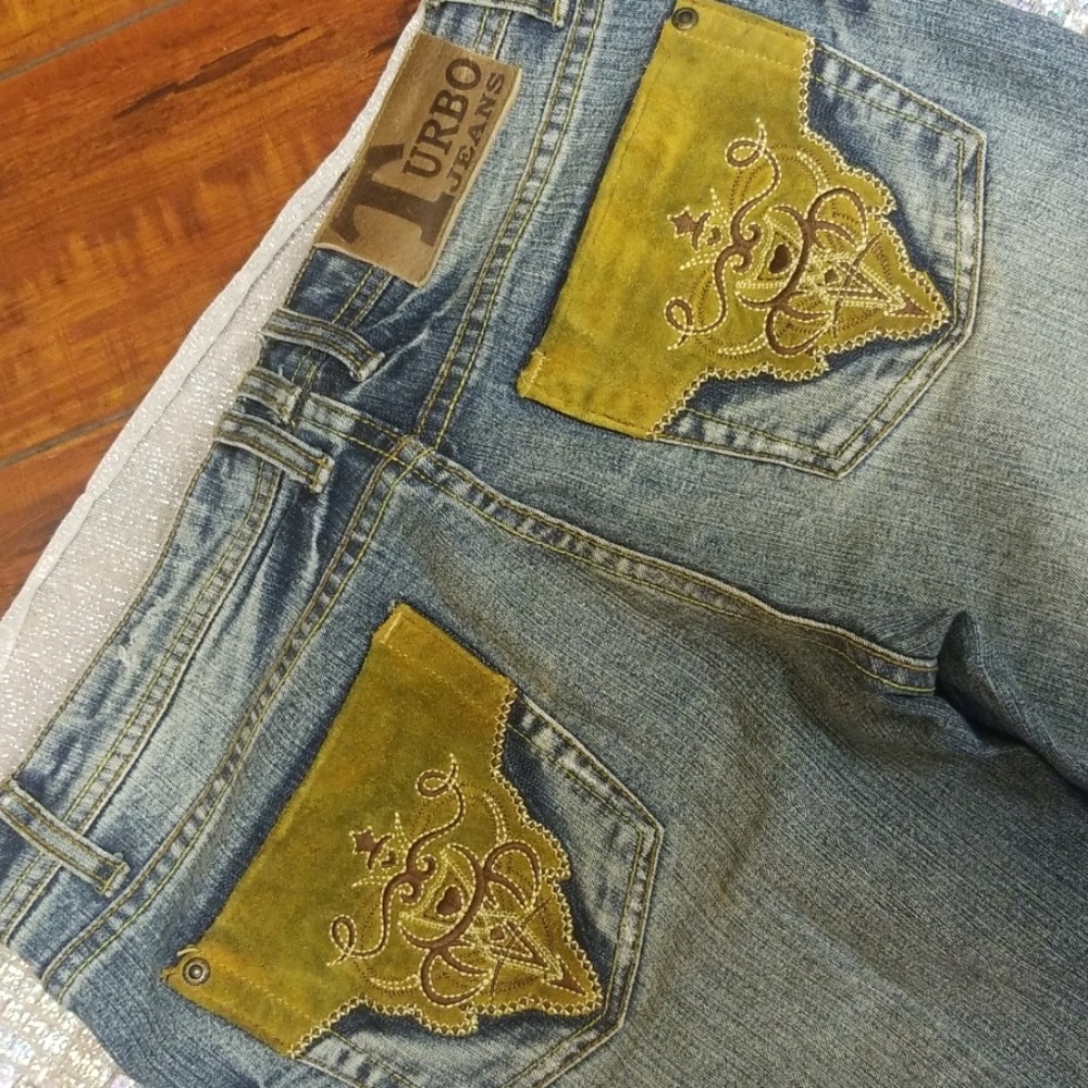 Jeans with suede like pockets - Picture 3 of 7